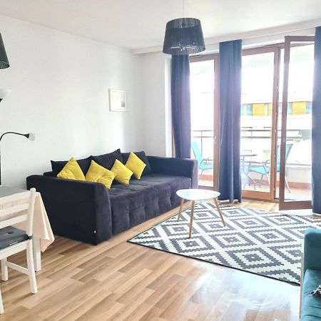 Dworska Studio Apartment Krakow Luaran gambar