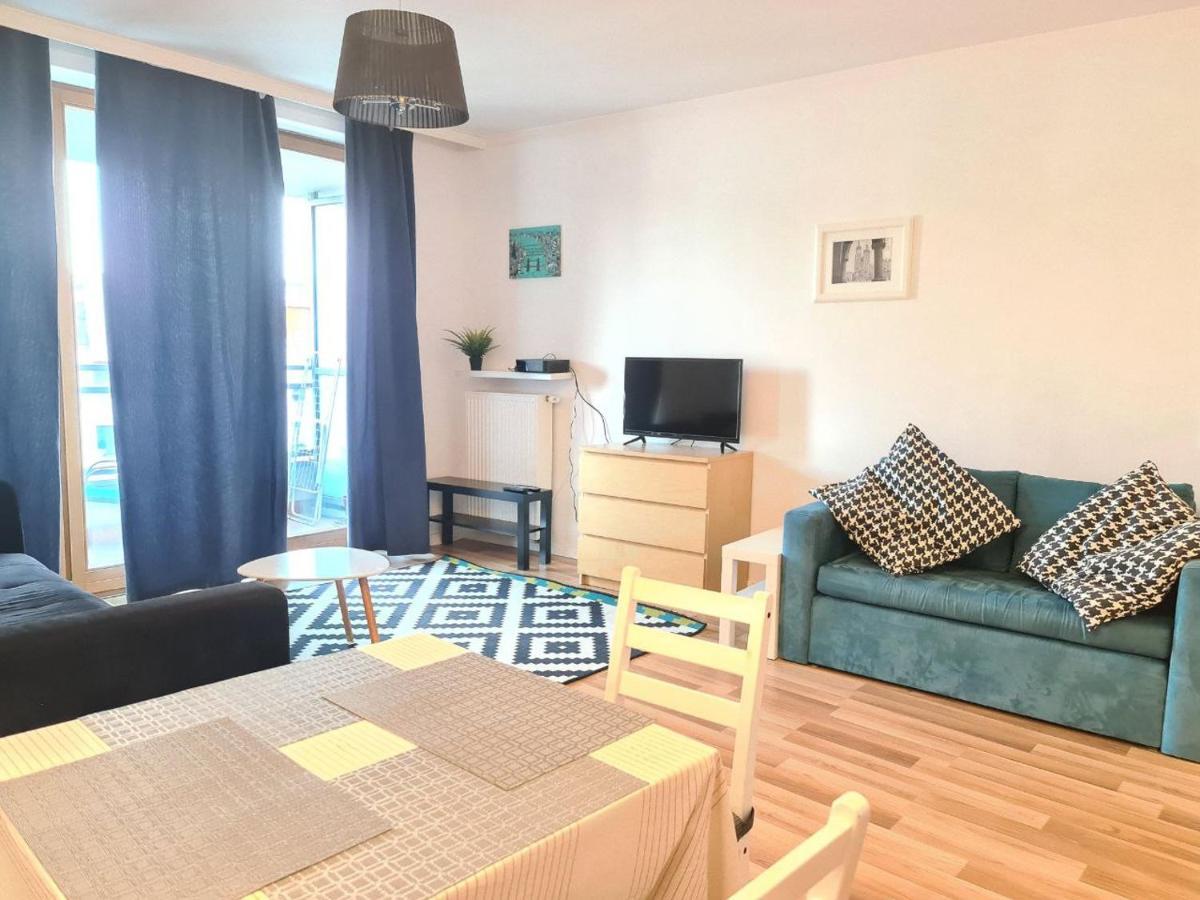 Dworska Studio Apartment Krakow Luaran gambar